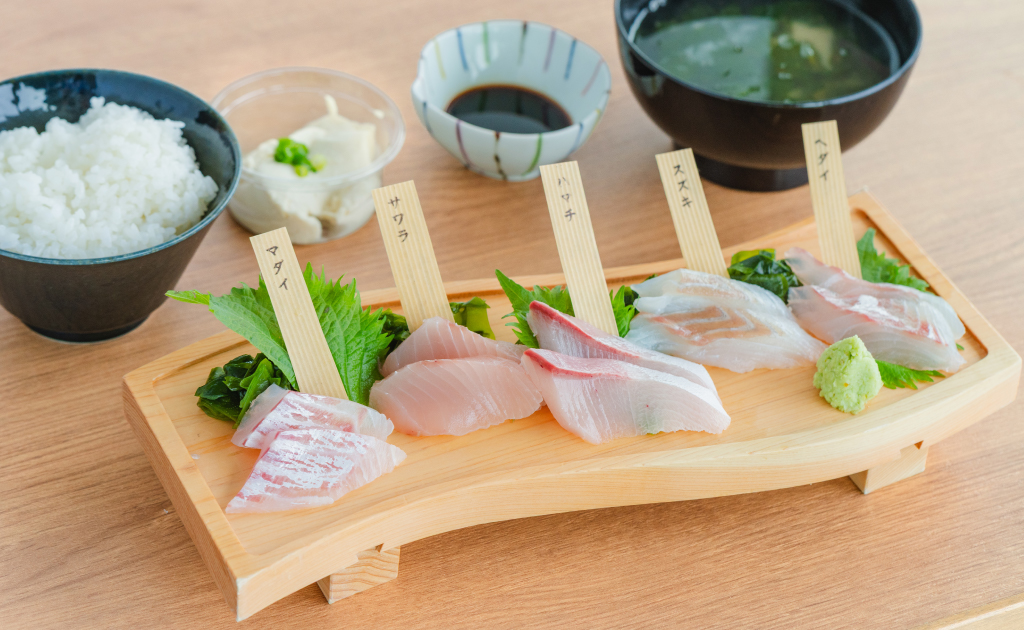 産地直送！うずの幸 お造り定食画像
