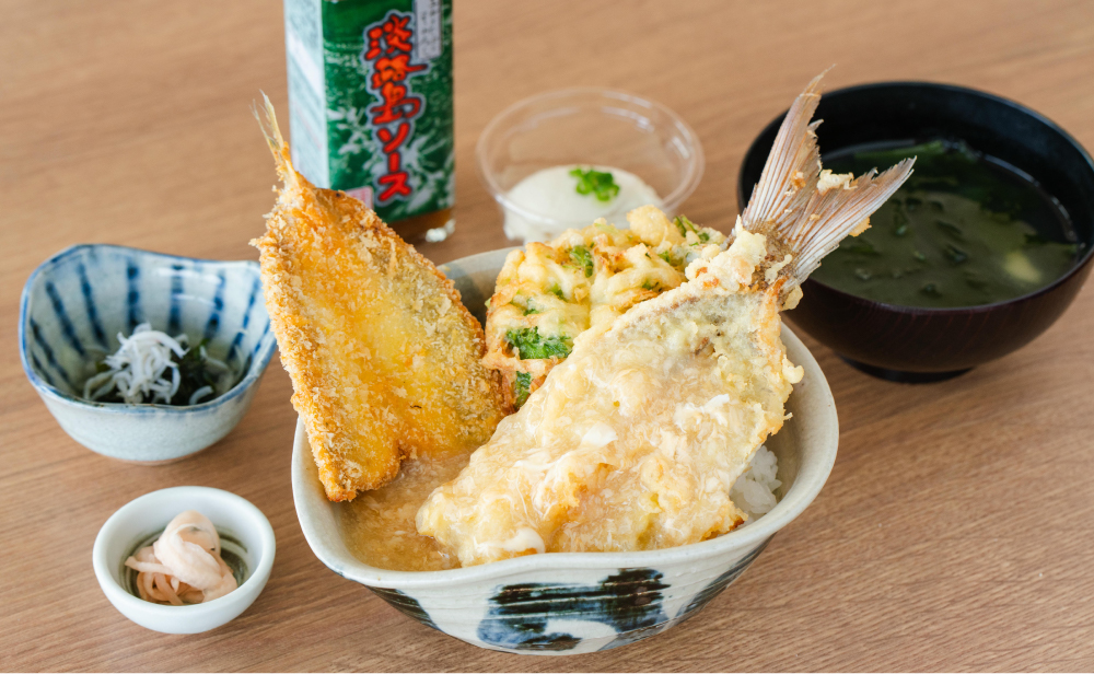 天然真鯛とカマスの天カツ丼画像